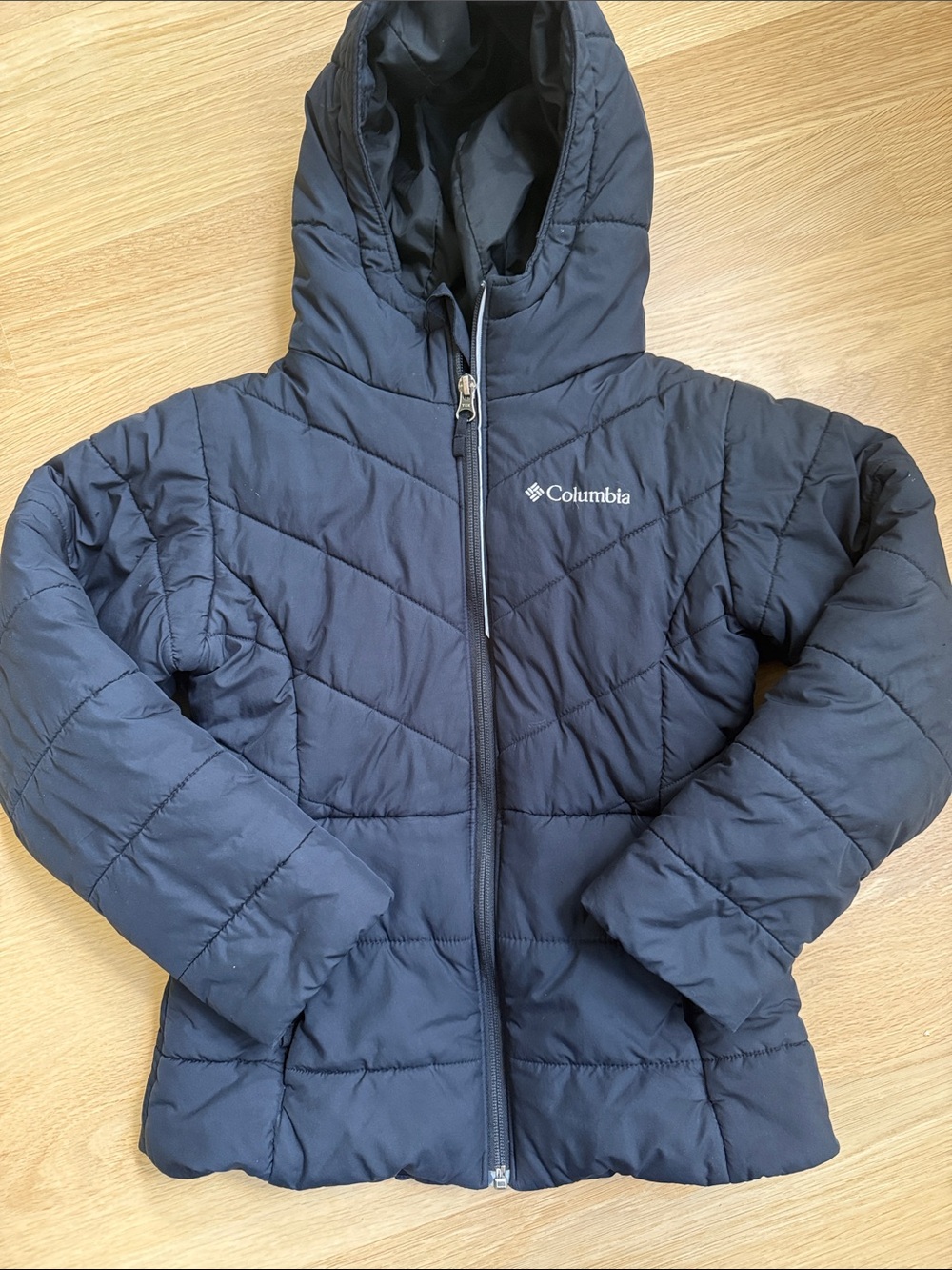 Columbia Kids Hooded Puffer Jacket in Navy Blue